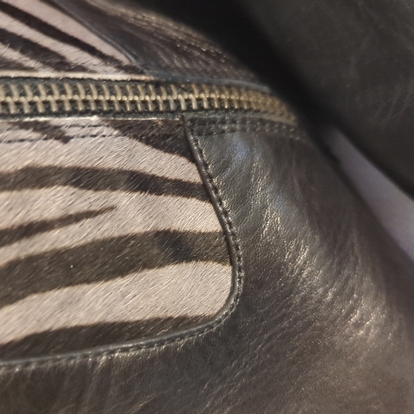 Leather and fabric boots - Picture 5 of 9